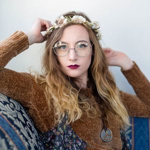Meet your Posher, Claire